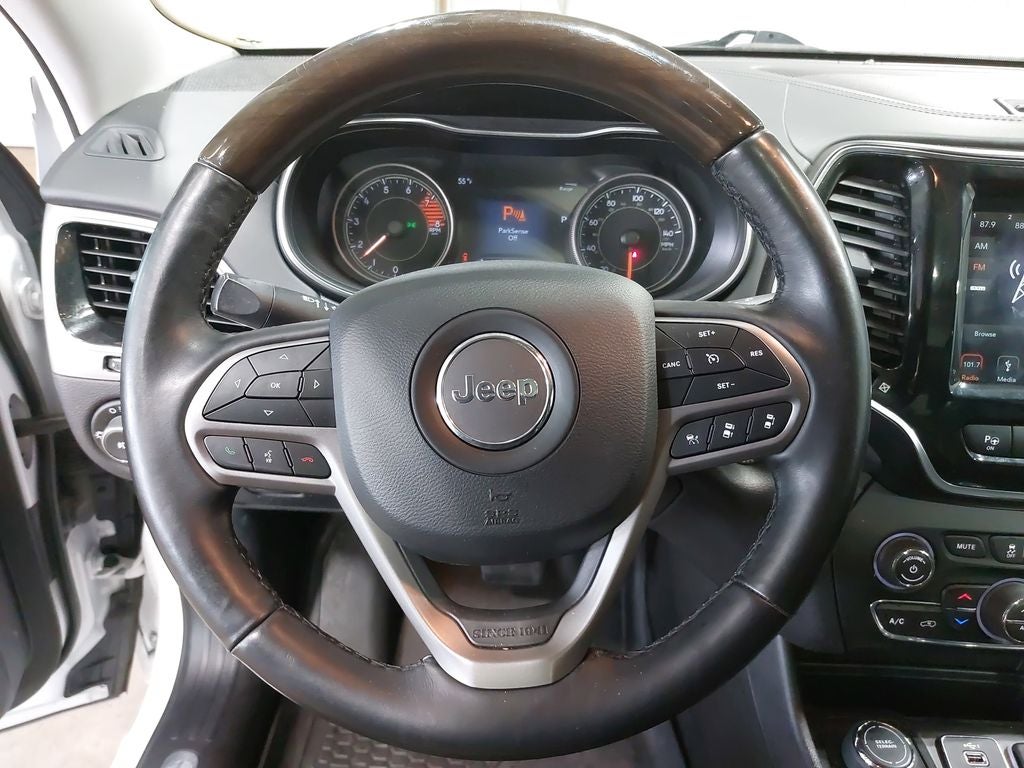 2019 Jeep Cherokee Overland