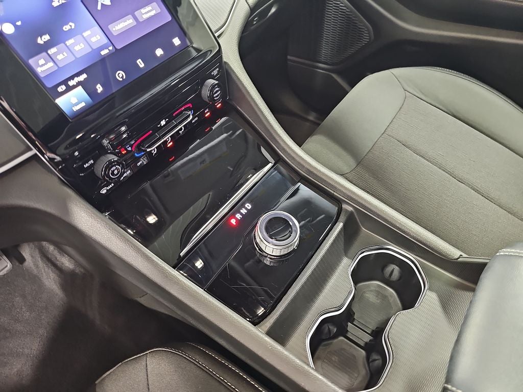 2023 Jeep Grand Cherokee Laredo X