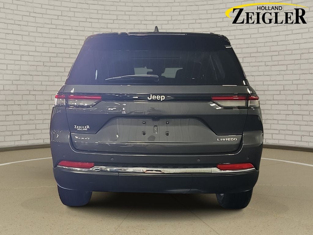 2023 Jeep Grand Cherokee Laredo X