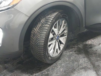 2022 Ford Escape Titanium