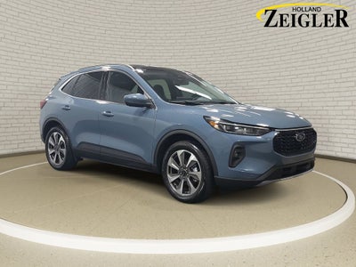 2025 Ford Escape Platinum