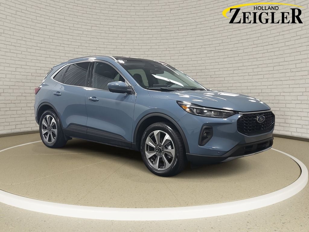 2025 Ford Escape Platinum