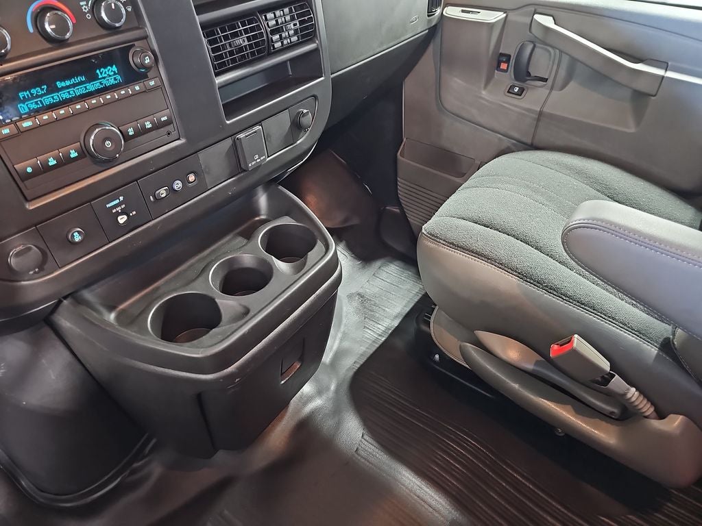 2025 Chevrolet Express 2500 Work Van Cargo