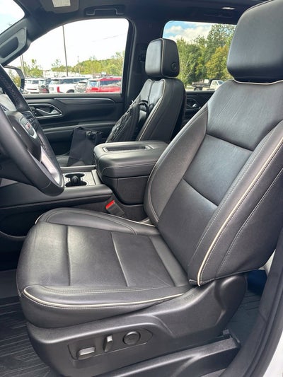 2023 GMC Yukon XL SLT