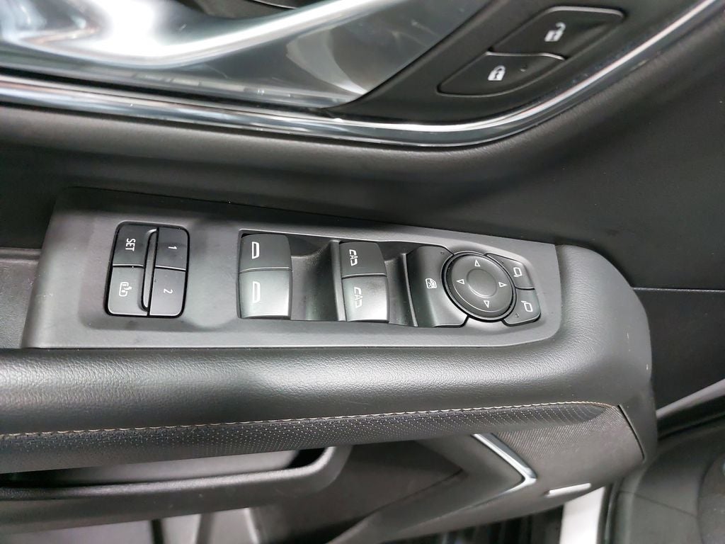 2024 GMC Yukon XL SLT