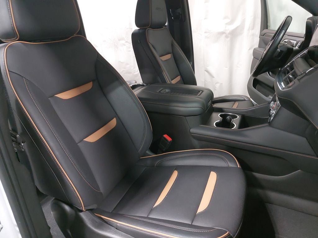 2023 GMC Yukon XL AT4