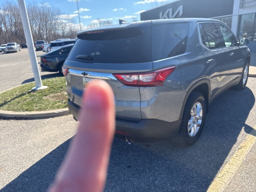 2021 Chevrolet Traverse LS