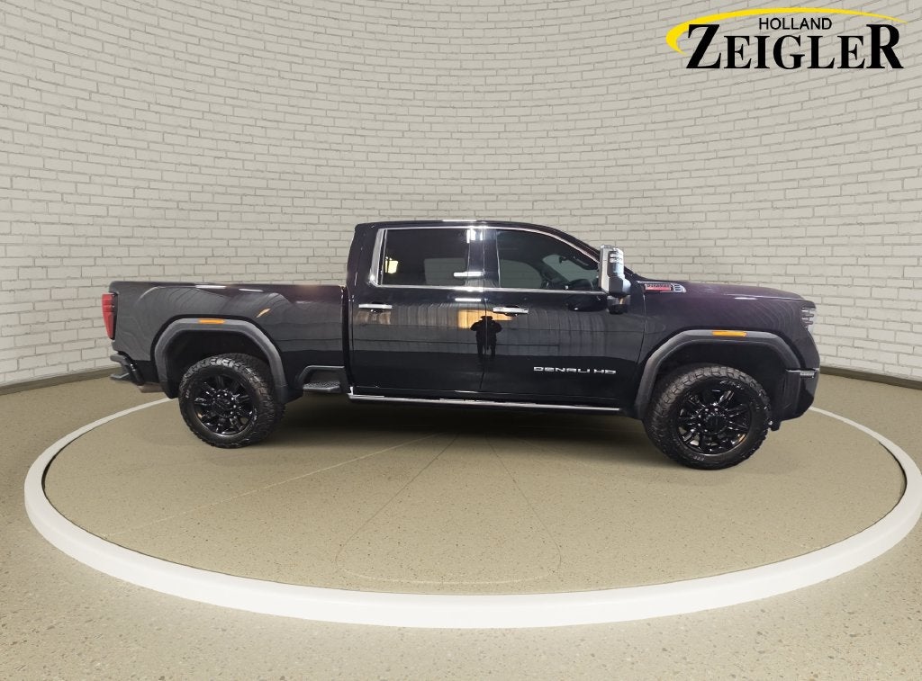 2025 GMC Sierra 2500HD Denali