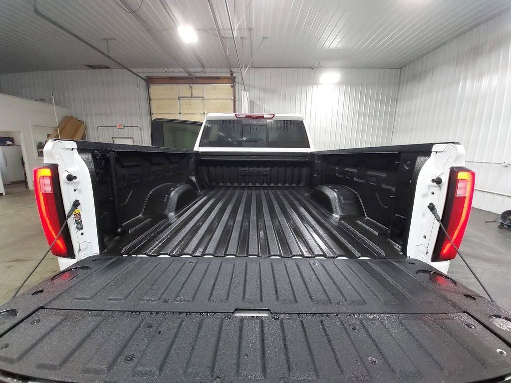 2025 GMC Sierra 2500HD Denali