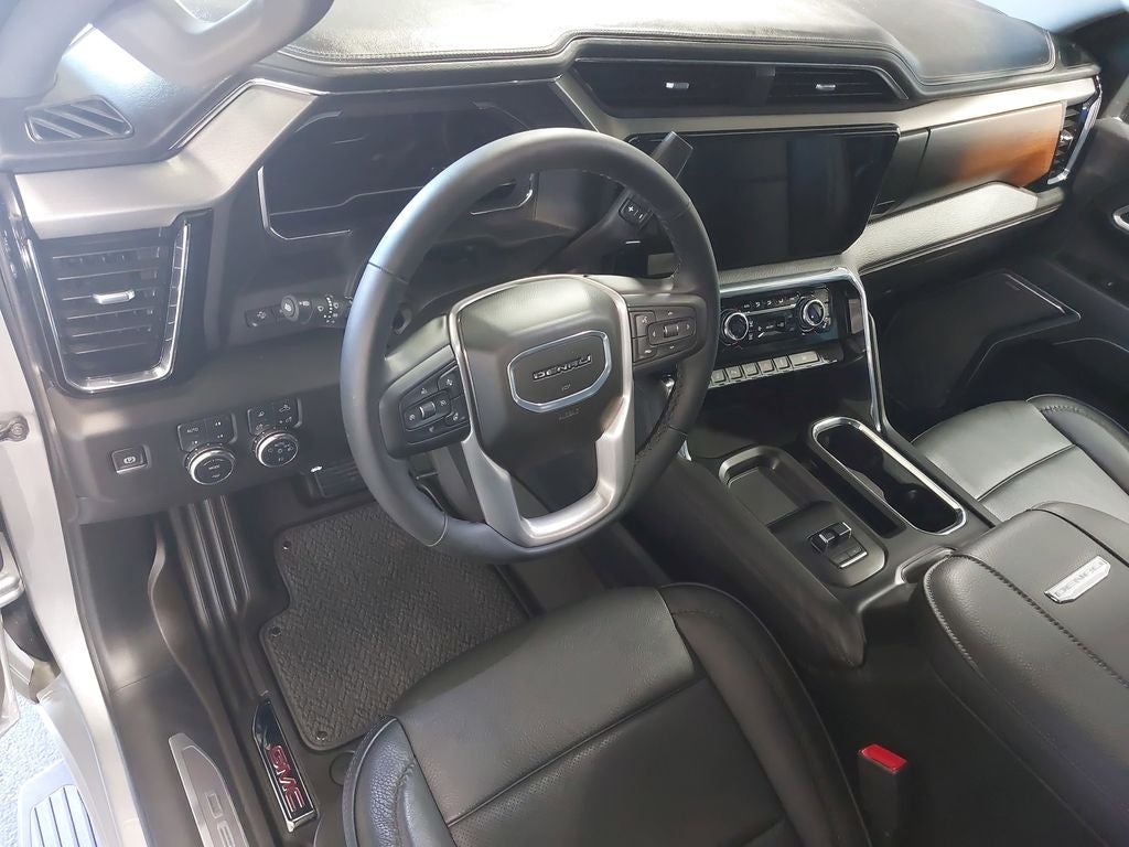 2025 GMC Sierra 3500HD Denali