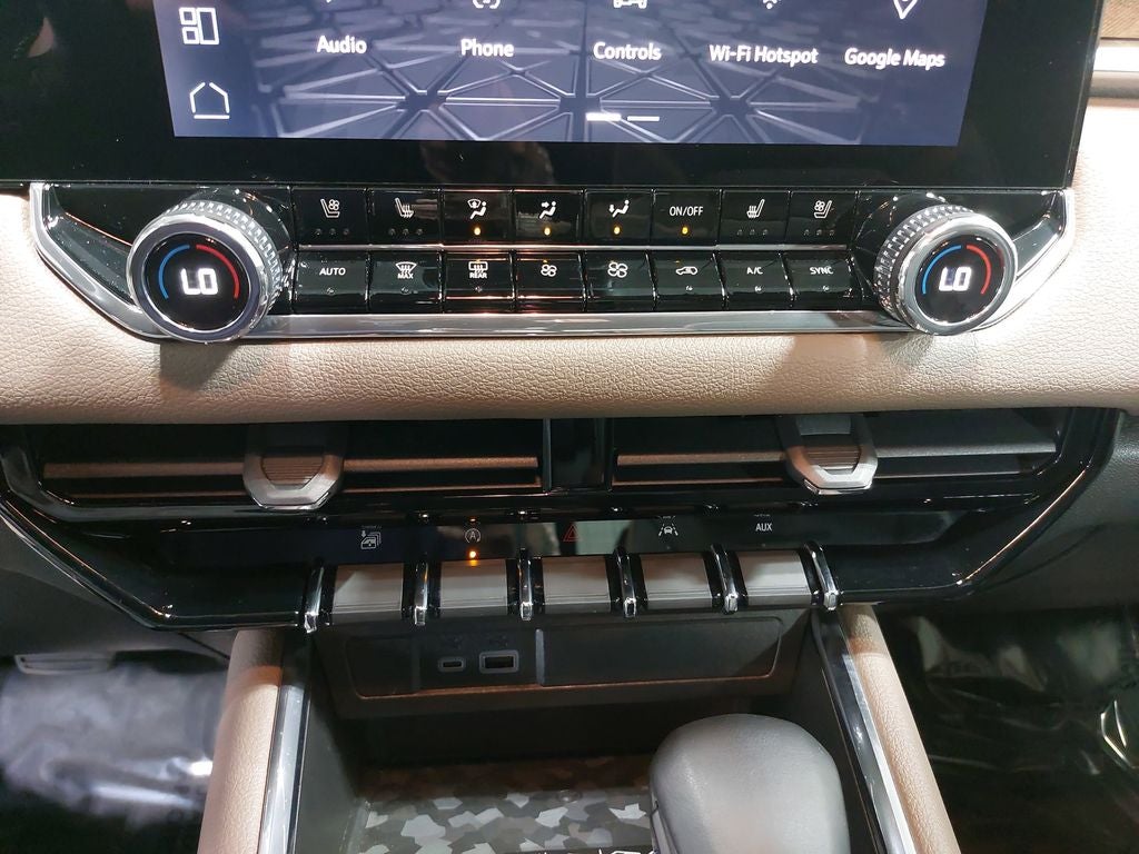 2024 GMC Canyon Denali