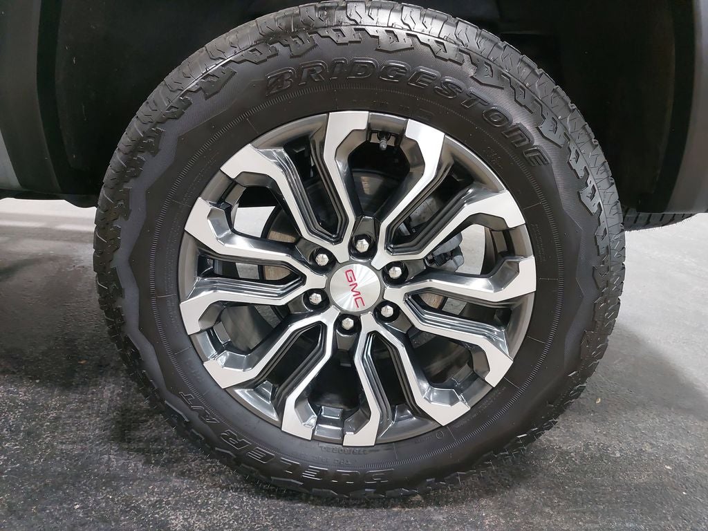 2024 GMC Canyon Denali