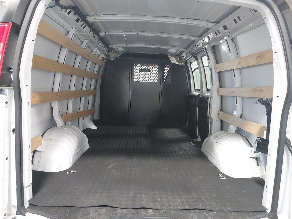 2025 GMC Savana 2500 Work Van