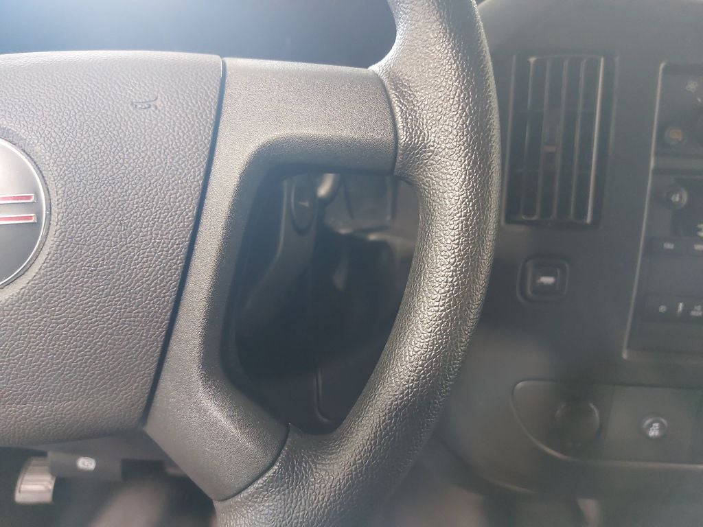 2025 GMC Savana 2500 Work Van