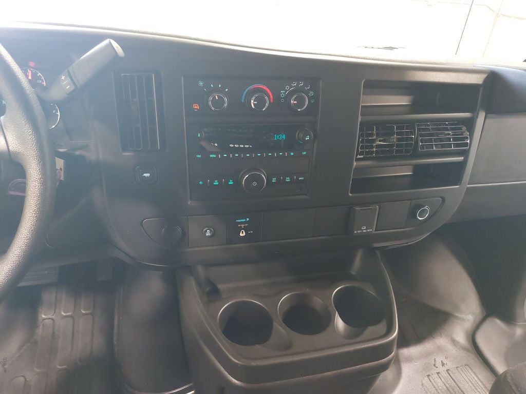 2025 GMC Savana 2500 Work Van