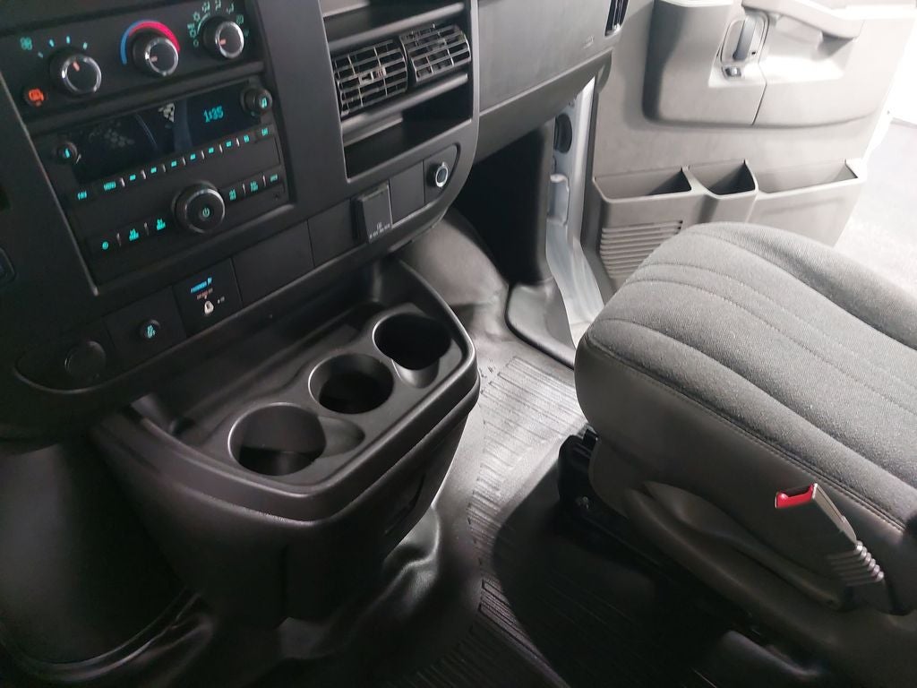 2025 GMC Savana 2500 Work Van