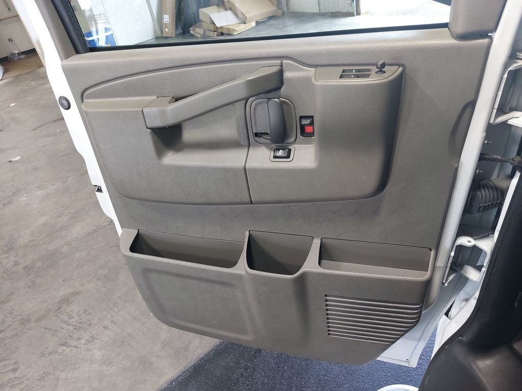 2025 GMC Savana 2500 Work Van