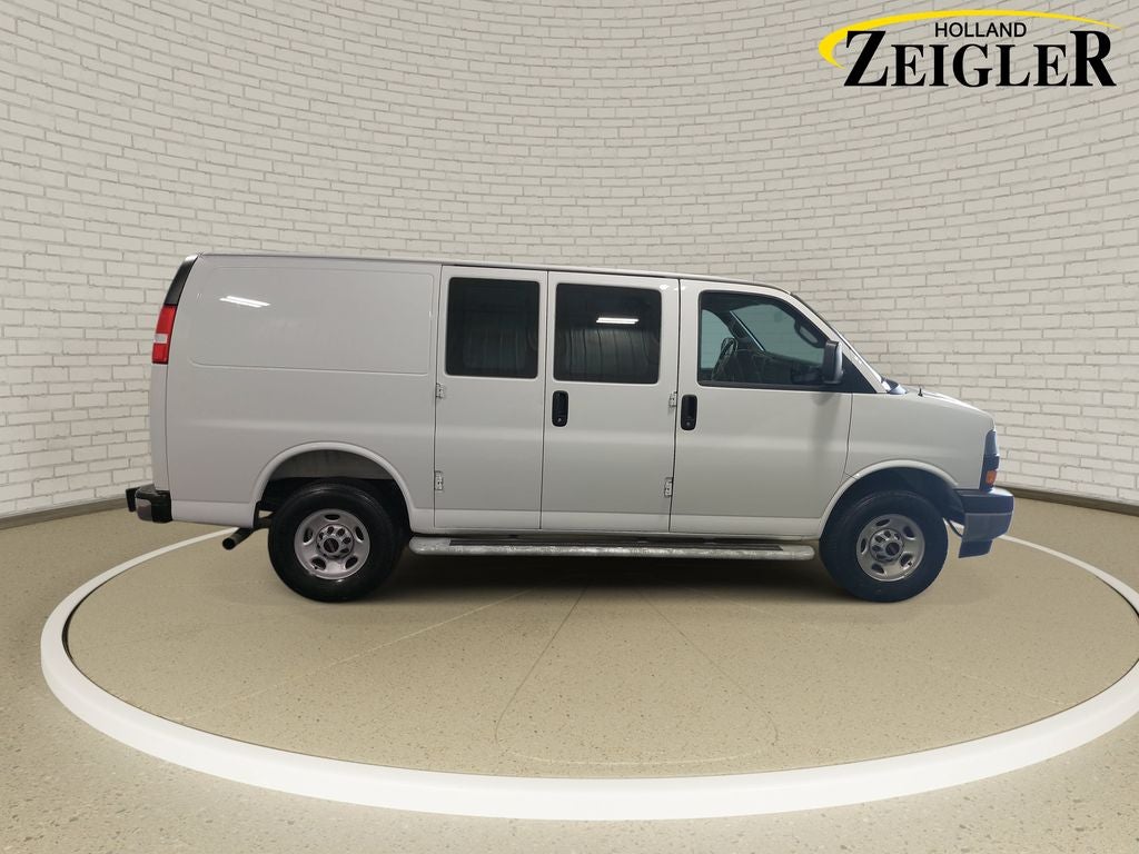 2025 GMC Savana 2500 Work Van