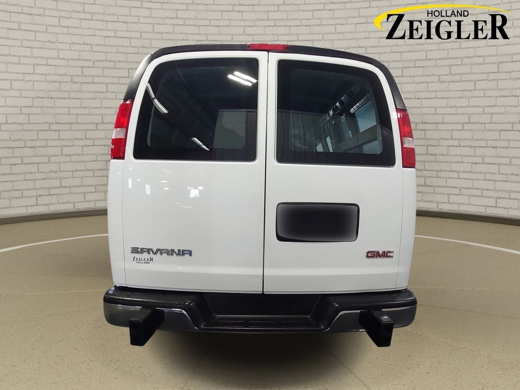 2025 GMC Savana 2500 Work Van