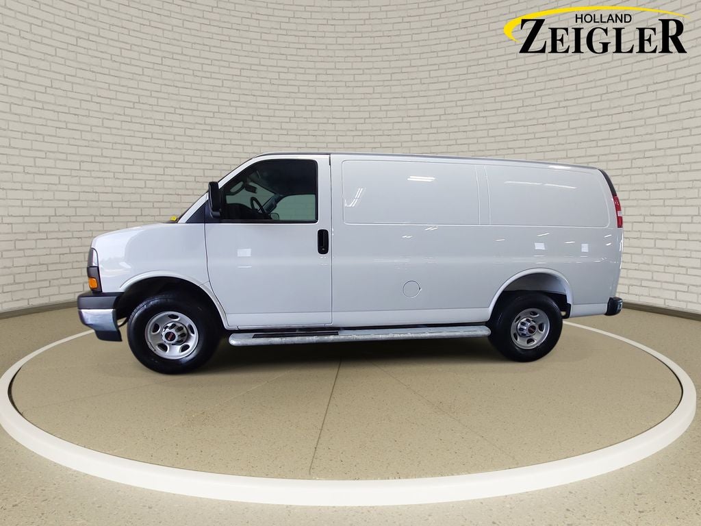 2025 GMC Savana 2500 Work Van