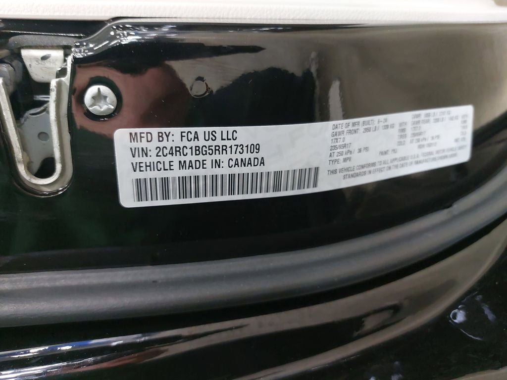 2024 Chrysler Pacifica Touring L