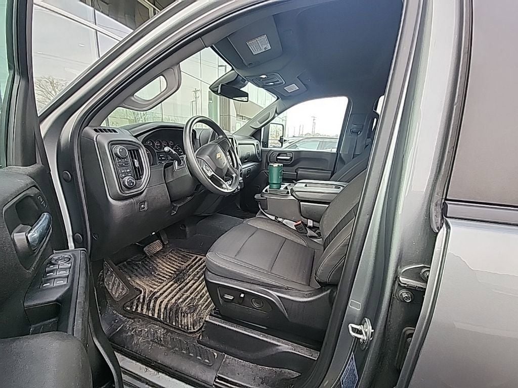 2024 Chevrolet Silverado 2500HD Custom