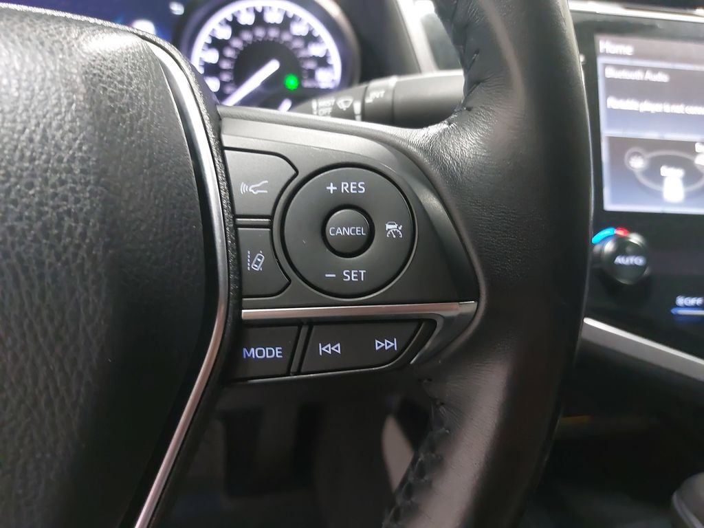 2019 Toyota Camry Hybrid XLE