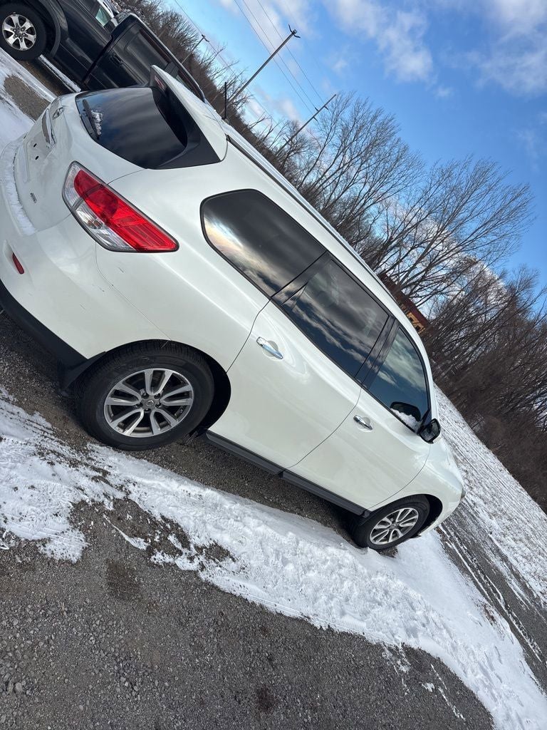 2015 Nissan Pathfinder S