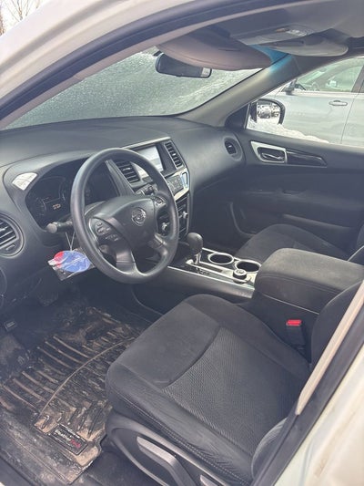 2015 Nissan Pathfinder S