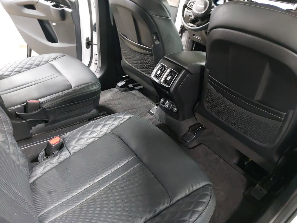 2023 Kia Sorento X-Line SX Prestige