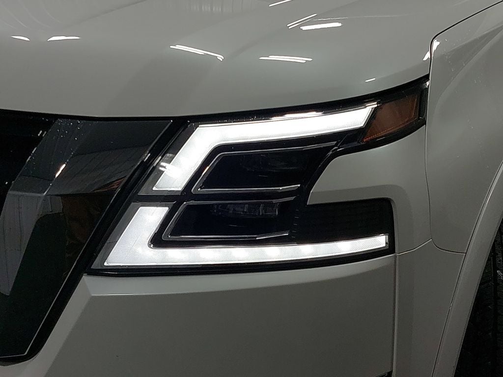 2024 Nissan Armada SV