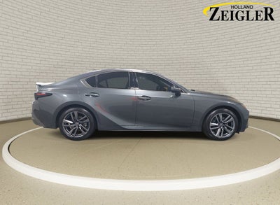 2022 Lexus IS 300
