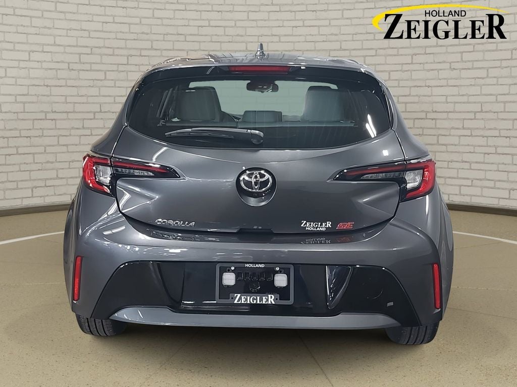 2024 Toyota Corolla Hatchback SE
