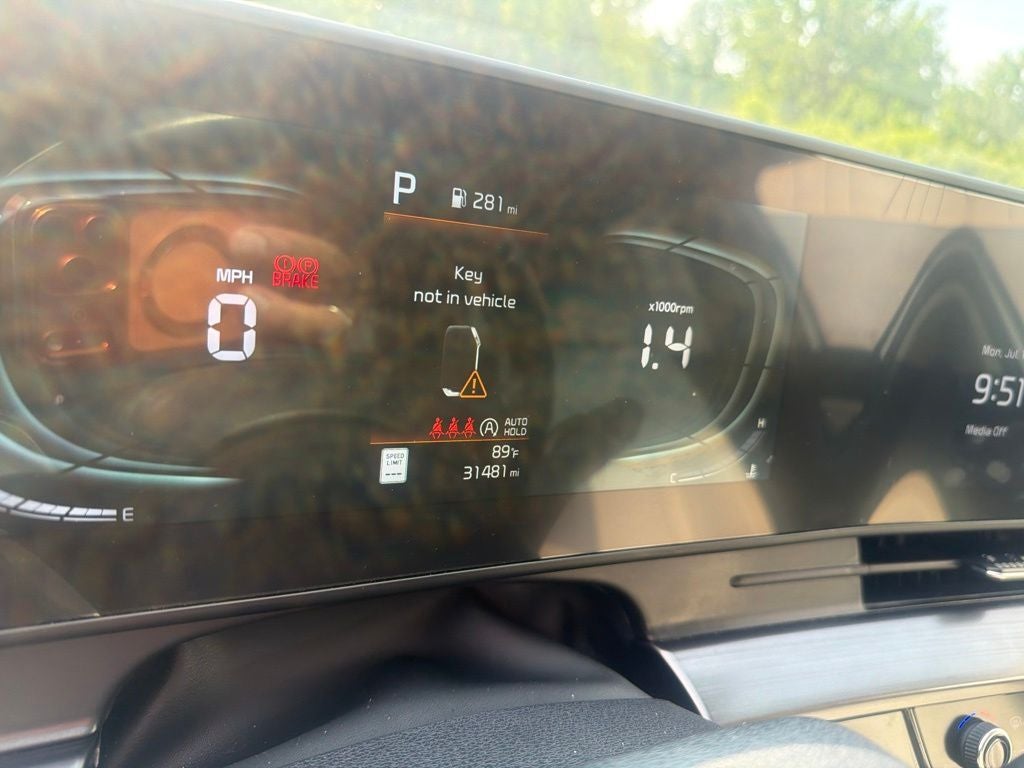 2024 Kia Sportage EX