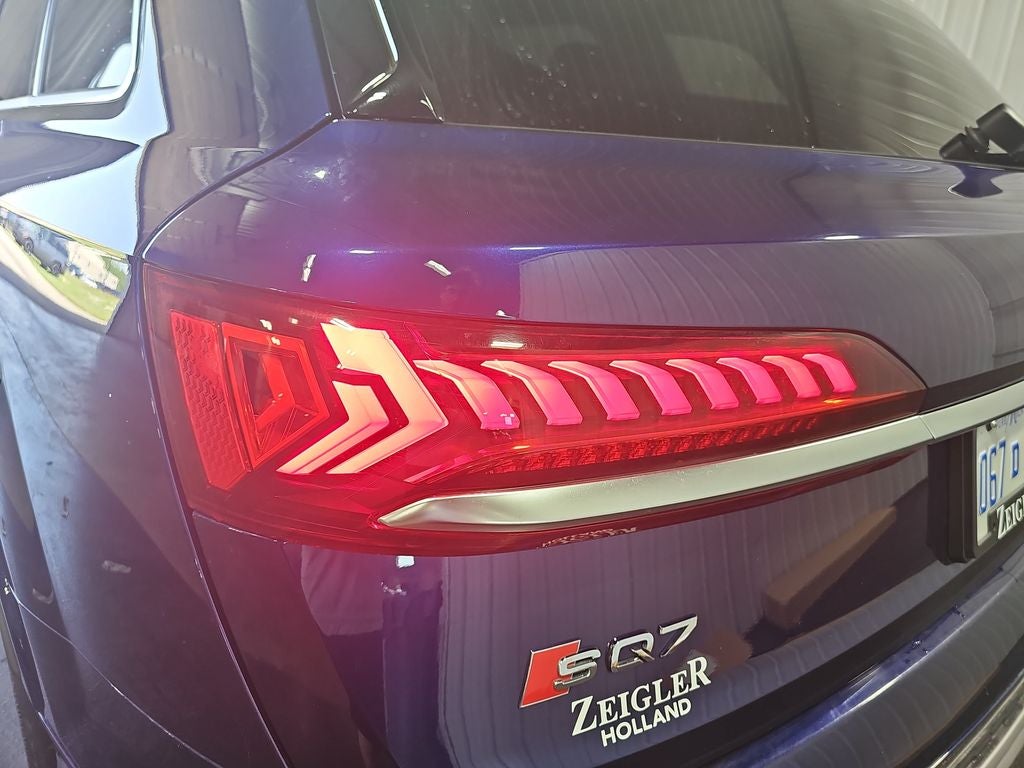 2024 Audi SQ7 Prestige quattro
