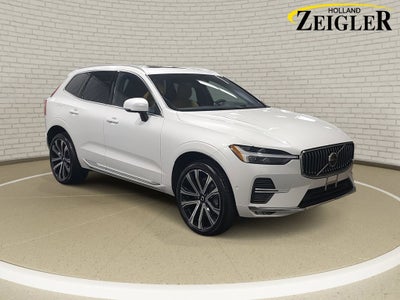 2023 Volvo XC60 B6 Ultimate Bright Theme