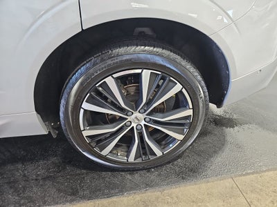 2023 Volvo XC60 B5 Plus Dark Theme
