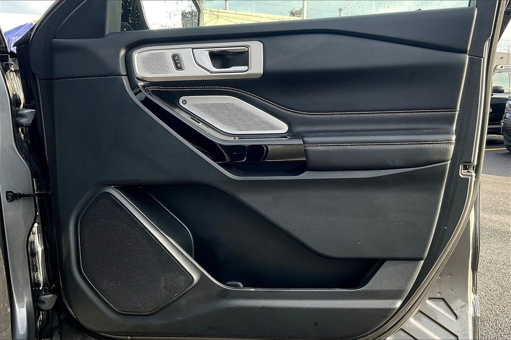 2021 Ford Explorer ST