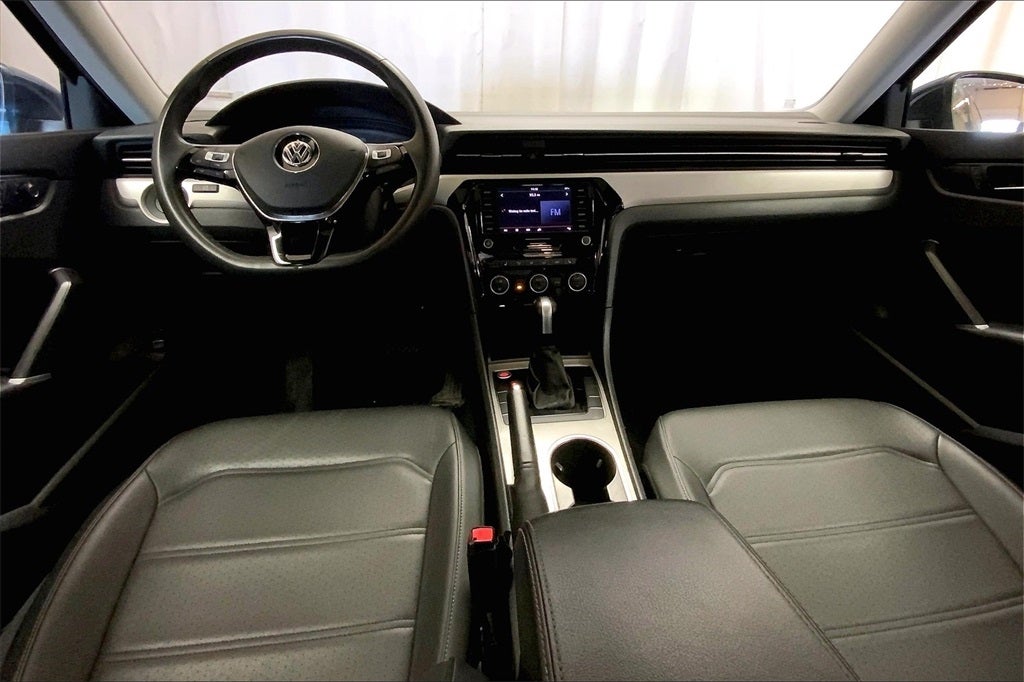 2022 Volkswagen Passat 2.0T SE