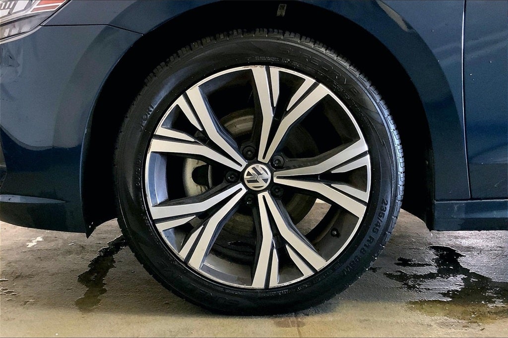 2022 Volkswagen Passat 2.0T SE