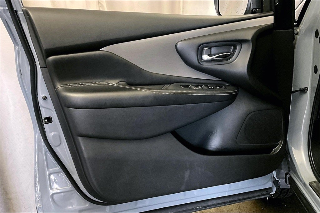 2022 Nissan Murano SV