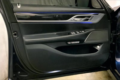 2018 BMW 7 Series 740e xDrive iPerformance