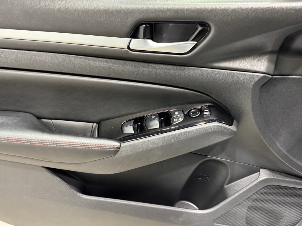 2024 Nissan Altima 2.5 SR AWD