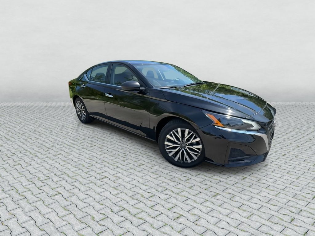 2024 Nissan Altima 2.5 SV FWD
