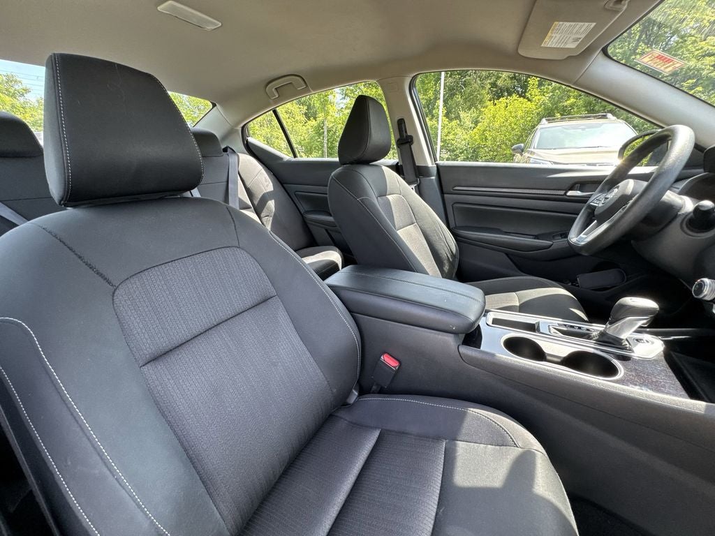 2024 Nissan Altima 2.5 SV FWD