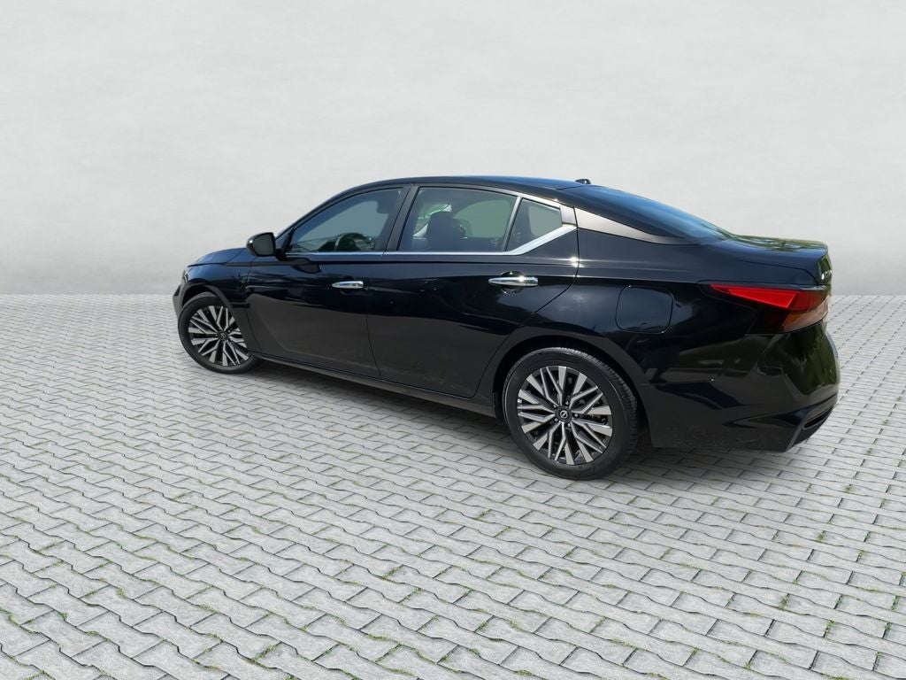 2024 Nissan Altima 2.5 SV FWD