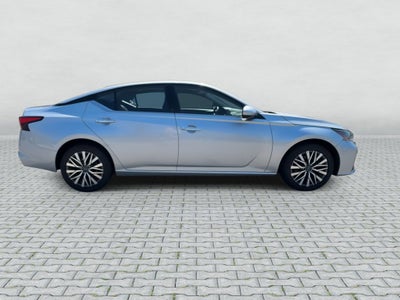 2023 Nissan Altima 2.5 SV AWD