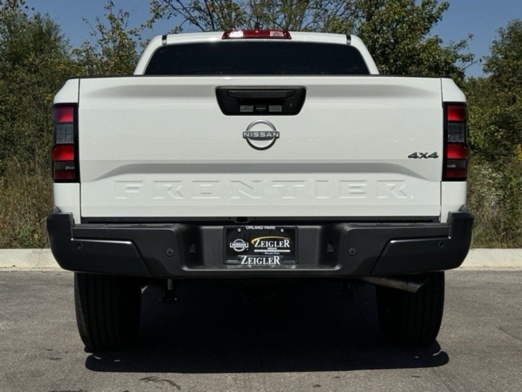 2025 Nissan Frontier S