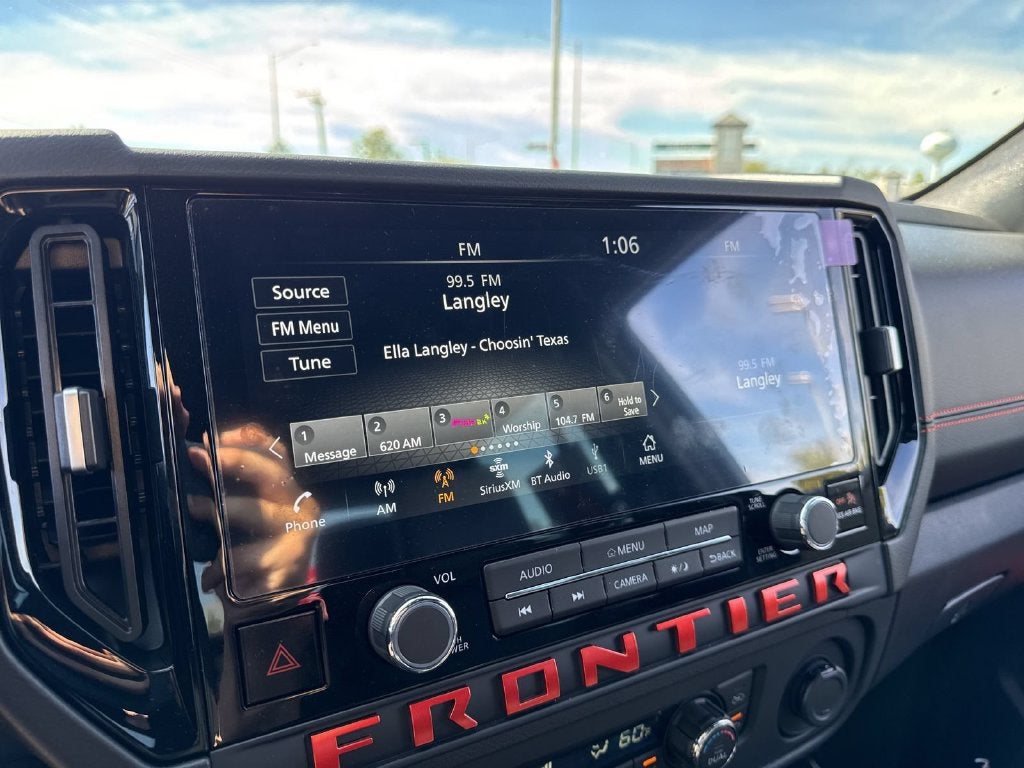 2025 Nissan Frontier PRO-4X 4WD