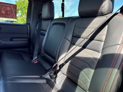 2025 Nissan Frontier PRO-4X 4WD